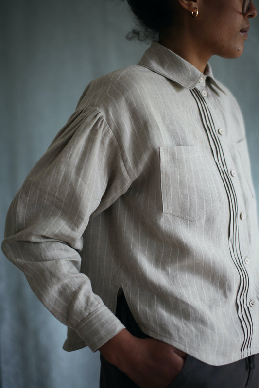 Thea Shirt in Oatmilk